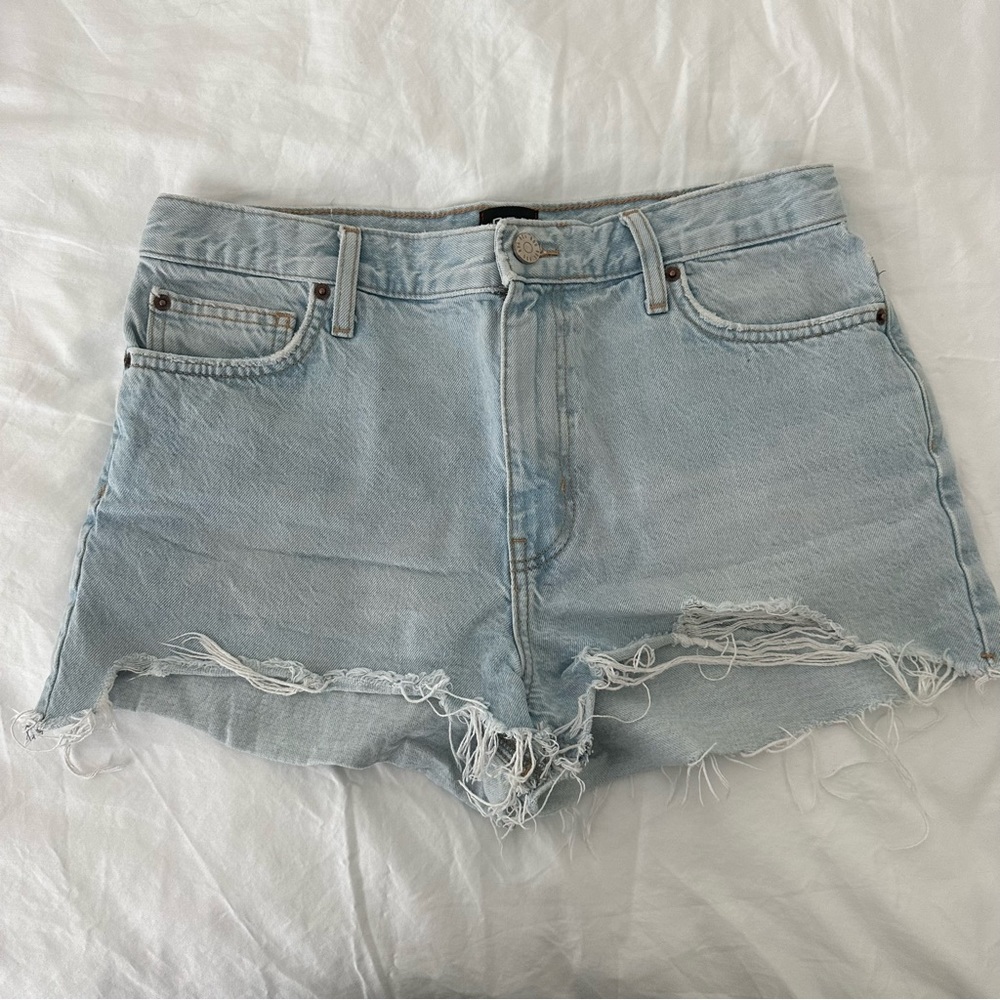 BDG Jean shorts (light wash)